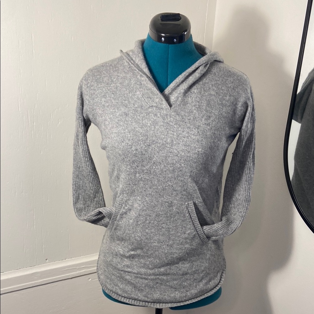 Cozy Gray Knit Hoodie 100% 2-Ply Cashmere